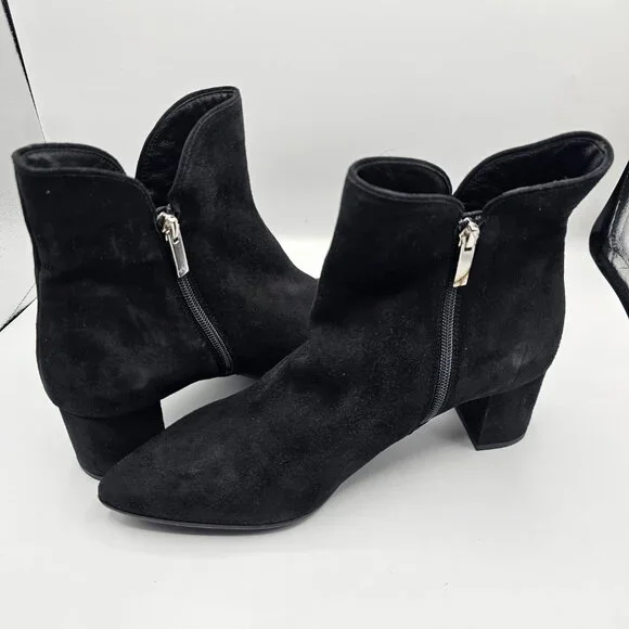 NWOB - Aquatalia Kaylani Black Suede Pointed Toe Ankle Booties – Size 11 - Picture 4 of 9